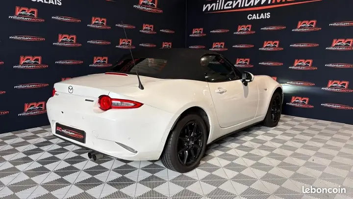 Mazda Mx-5 2022 photo 4