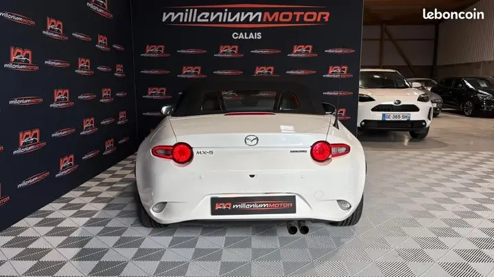 Mazda Mx-5 2022 photo 3