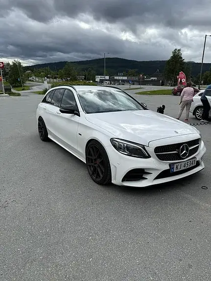 Mercedes-Benz C300 De