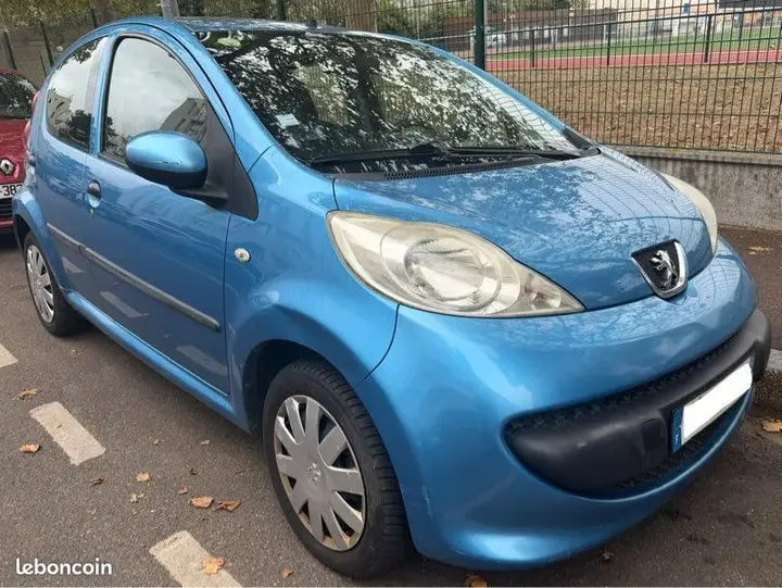 Peugeot 107 2008 photo 3