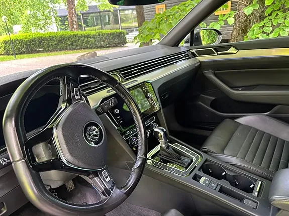Volkswagen Passat 2018 photo 4
