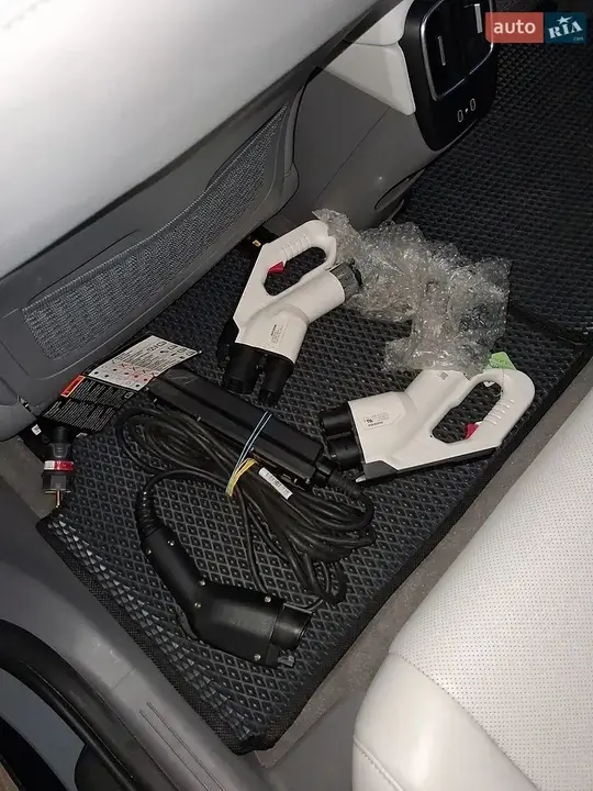 Hyundai Ioniq 6 2023 photo 2