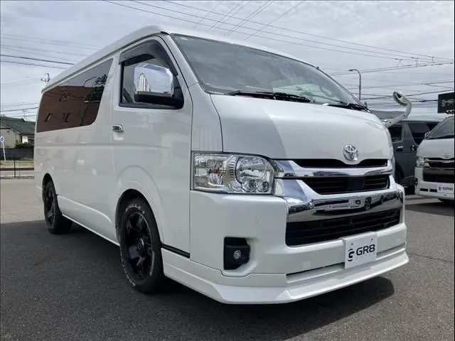 Toyota Hiace Wagon 2025 photo 5