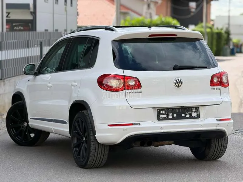 Volkswagen Tiguan 2010 photo 2