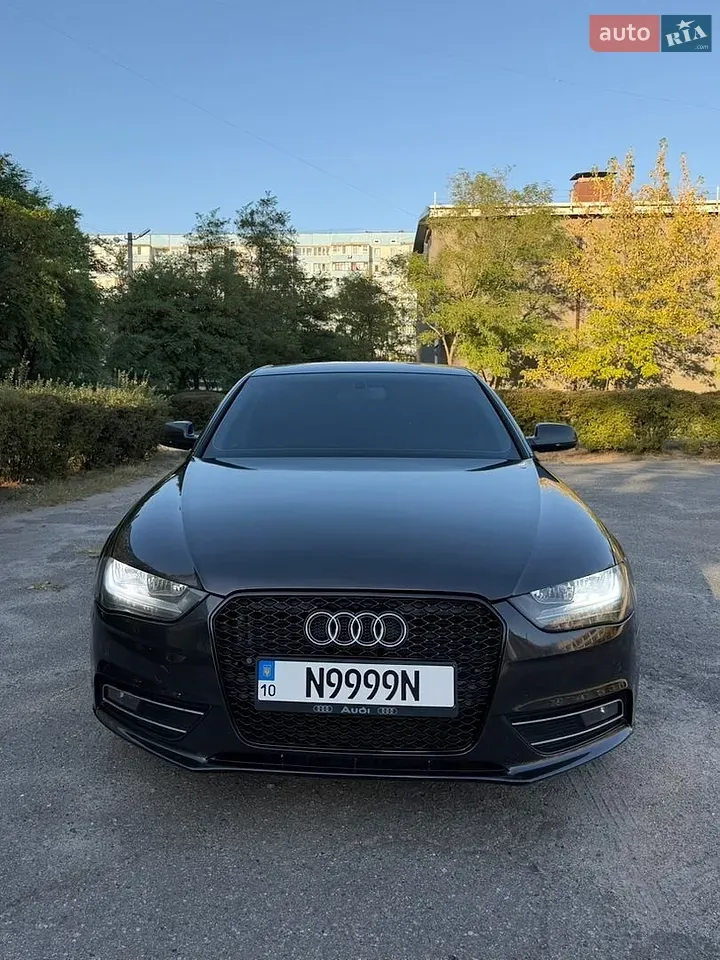 Audi A4 2012 photo 5