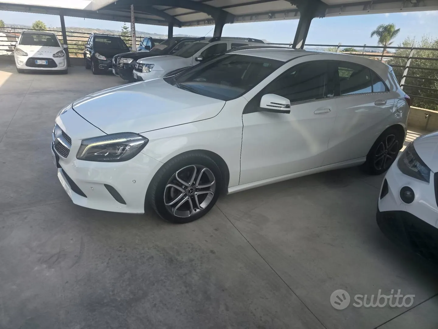 Mercedes-Benz A-Class 2015 photo 3