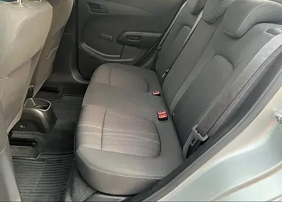 Chevrolet Aveo 2012 photo 5