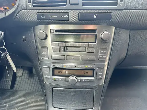 Toyota Avensis 2005 photo 5