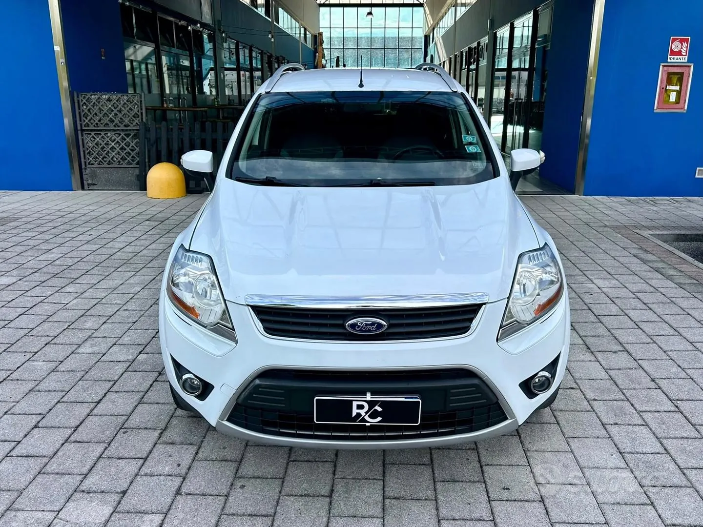 Ford Kuga 2010 photo 2