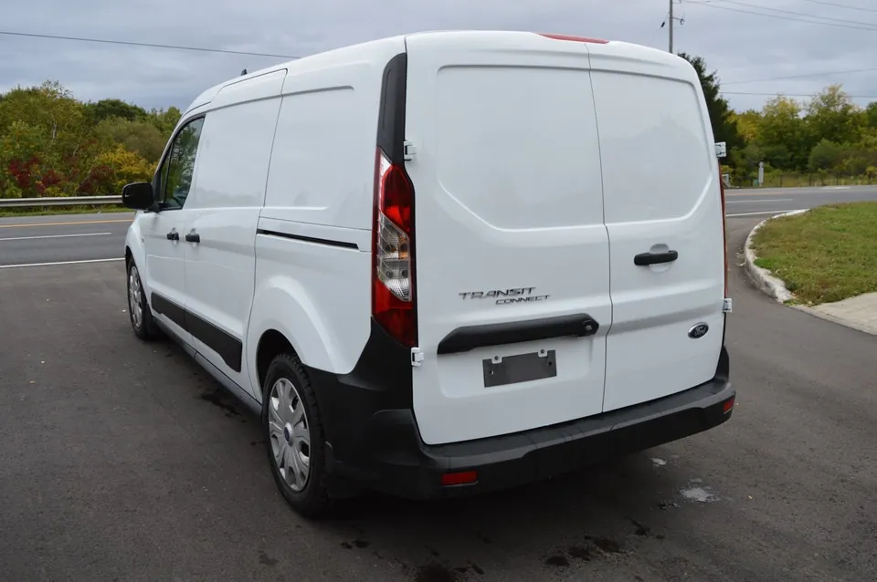 Ford Transit Connect 2023 photo 3