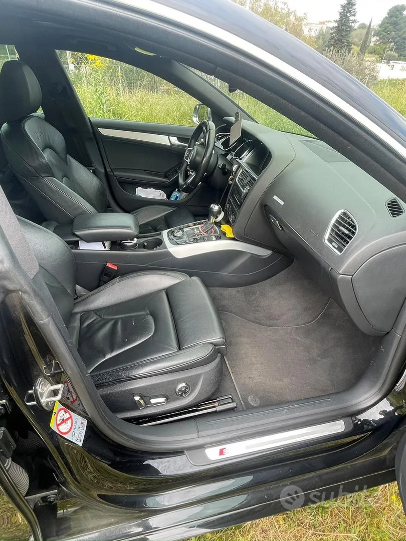 Audi A5 2012 photo 3