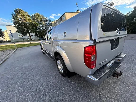 Nissan Navara 2007 photo 2