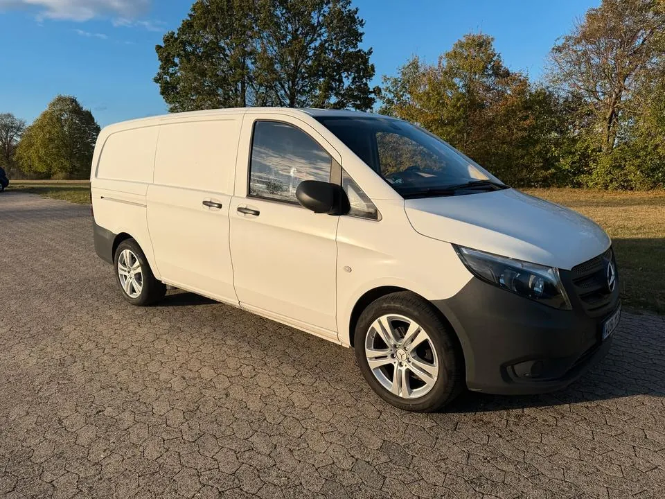 Mercedes-Benz Vito 109