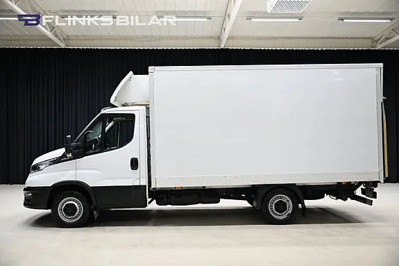Iveco Daily 2023 photo 3