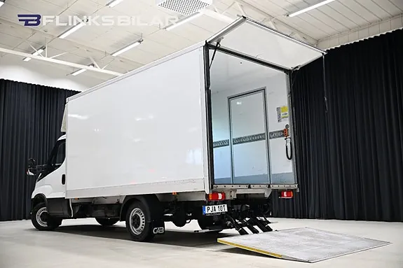 Iveco Daily 2023 photo 5