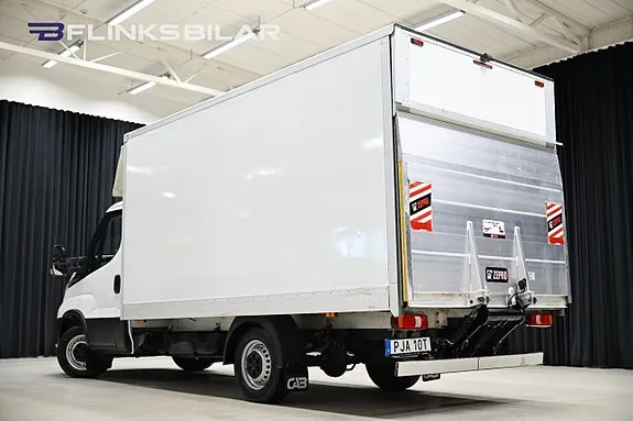 Iveco Daily 2023 photo 4