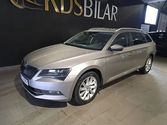 Skoda Superb 2017 photo 2