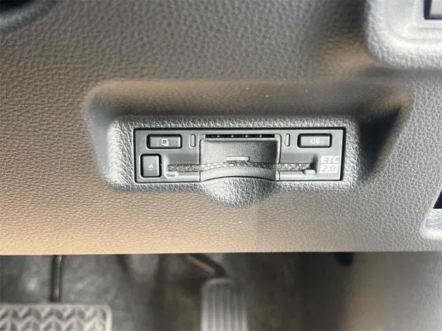 Toyota Sienta 2026 photo 5