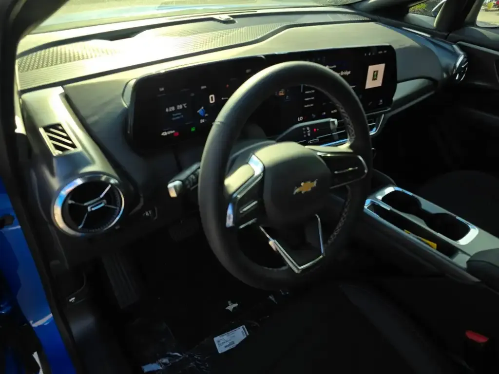 Chevrolet Equinox 2027 photo 5