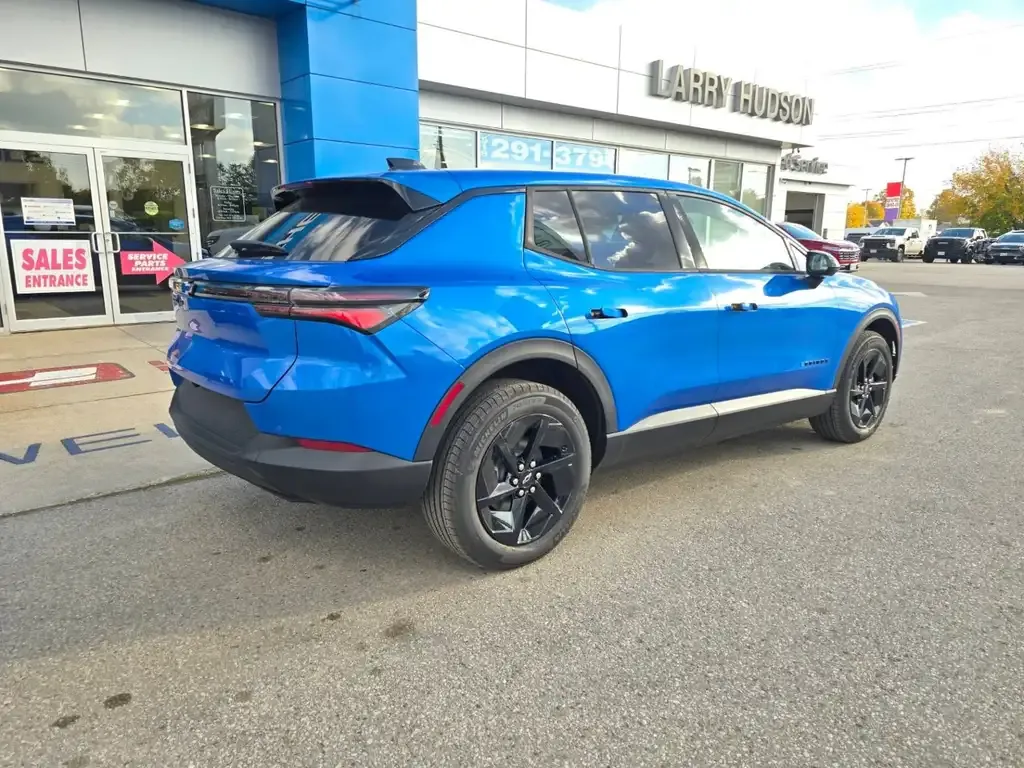 Chevrolet Equinox 2027 photo 3