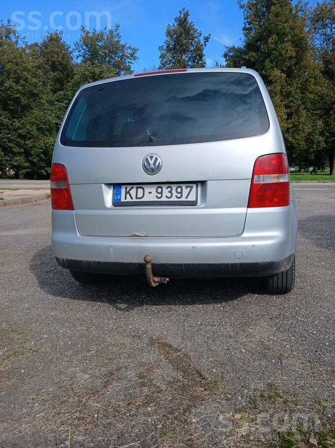 Volkswagen Touran 2006 photo 5