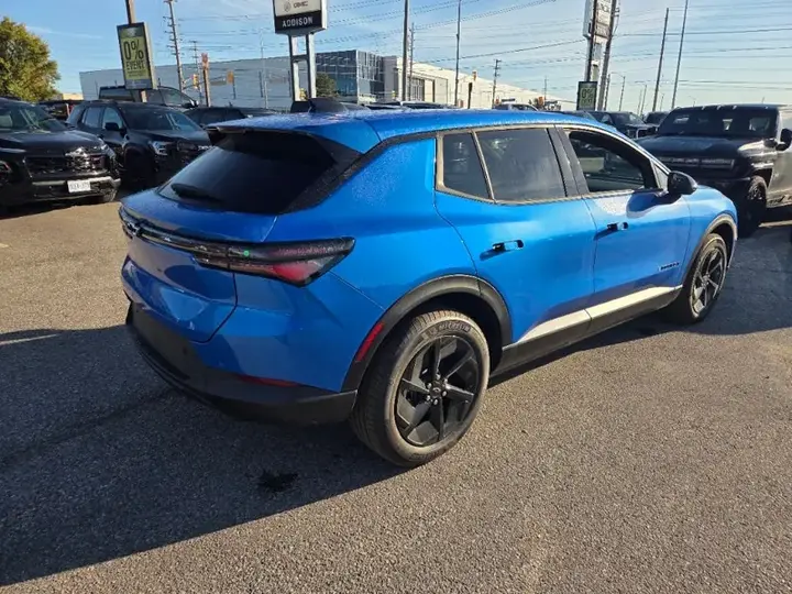 Chevrolet Equinox 2027 photo 4