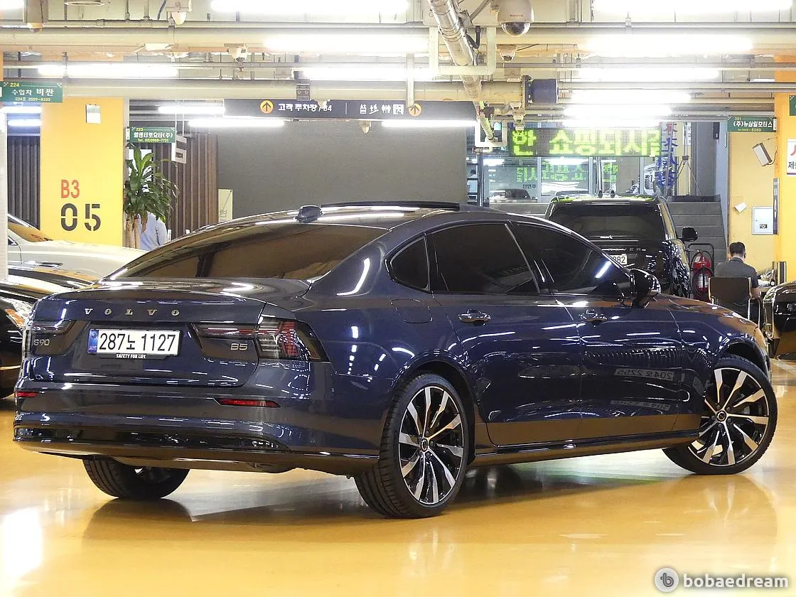 Volvo S90 2026 photo 3