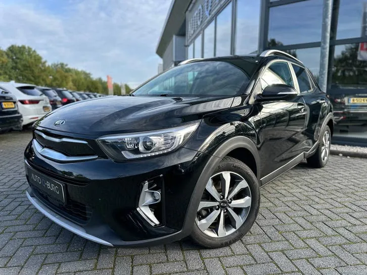 Kia Stonic 2021 photo 2