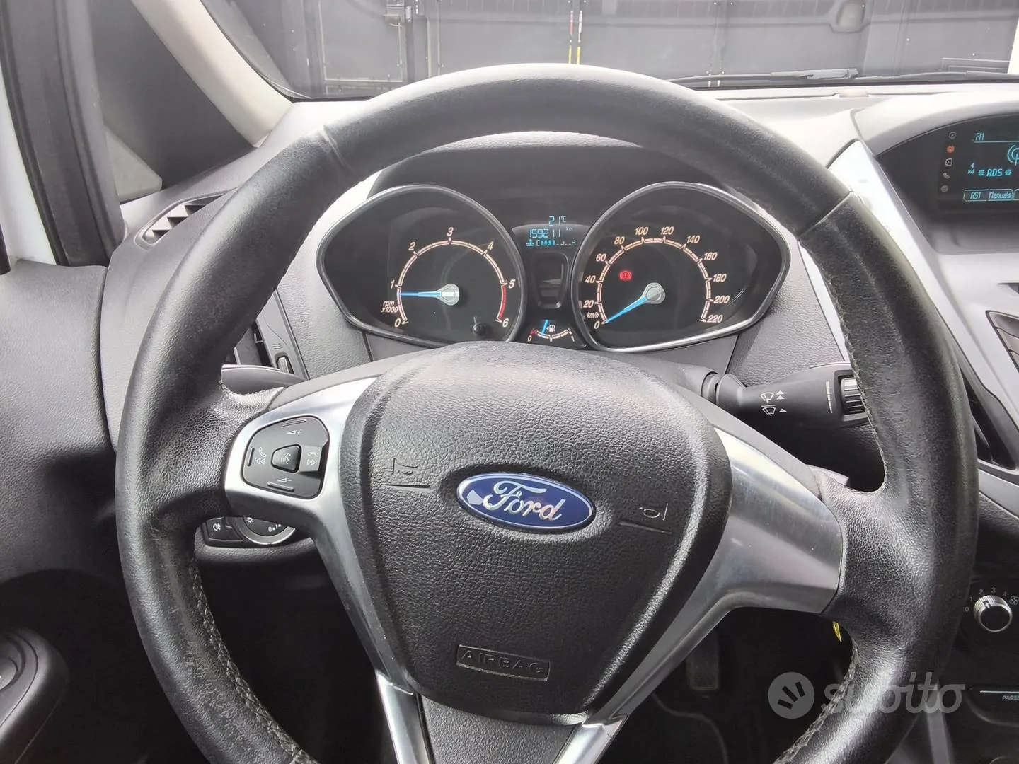 Ford B-Max 2015 photo 4