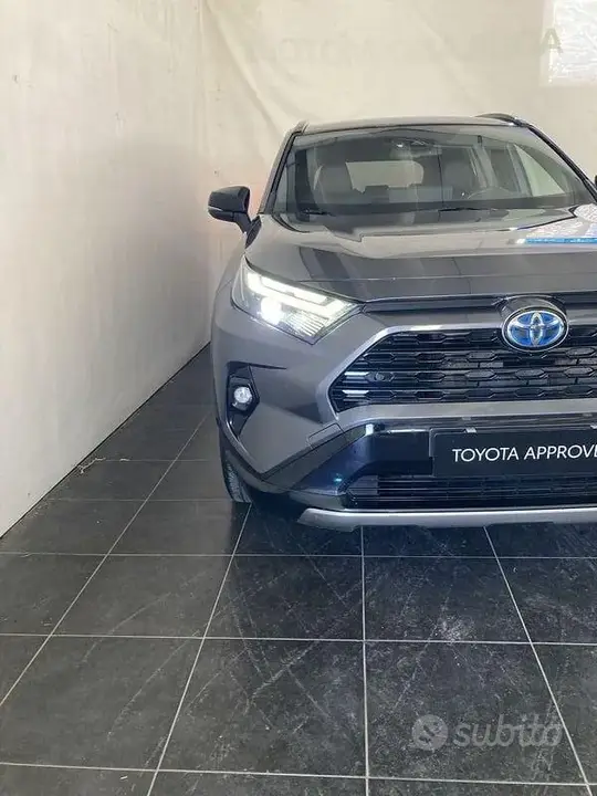 Toyota Rav4 2023 photo 2