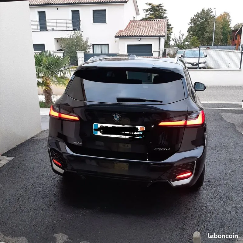 BMW 218D Active Tourer 2023 photo 2
