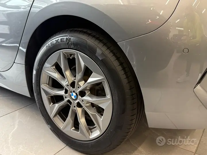 BMW 120 2025 photo 4