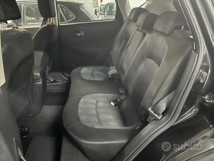 Nissan Qashqai 2011 photo 5
