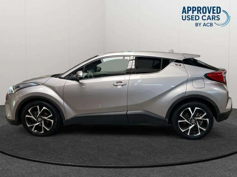 Toyota C-Hr 2019 photo 2