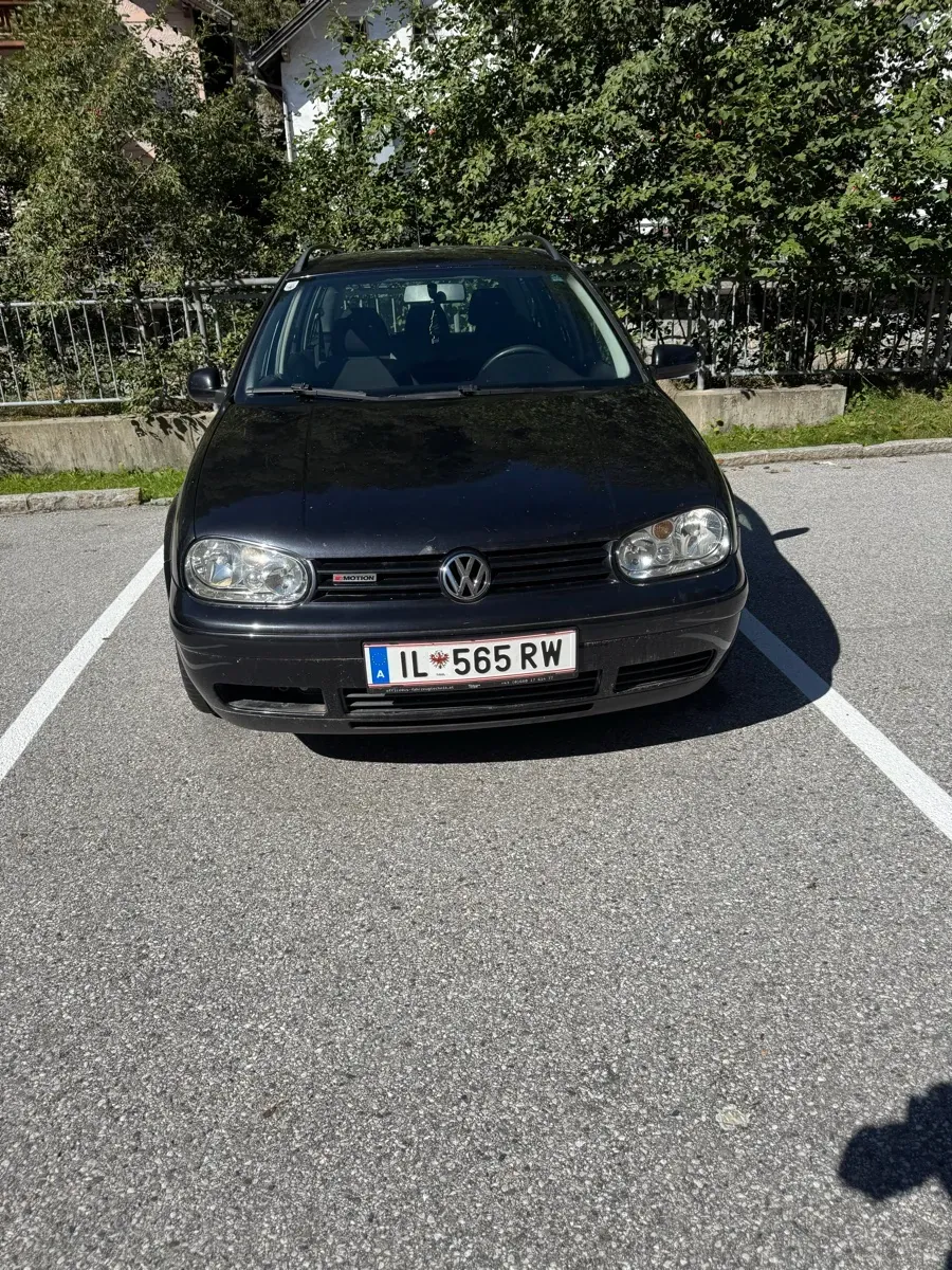 Volkswagen Golf 2005 photo 2