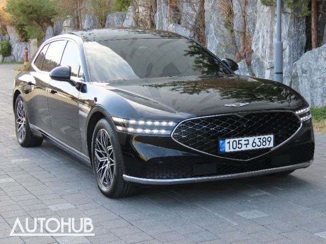 Genesis G90 2022 photo 2