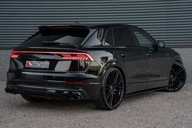 Audi Q8 2023 photo 2