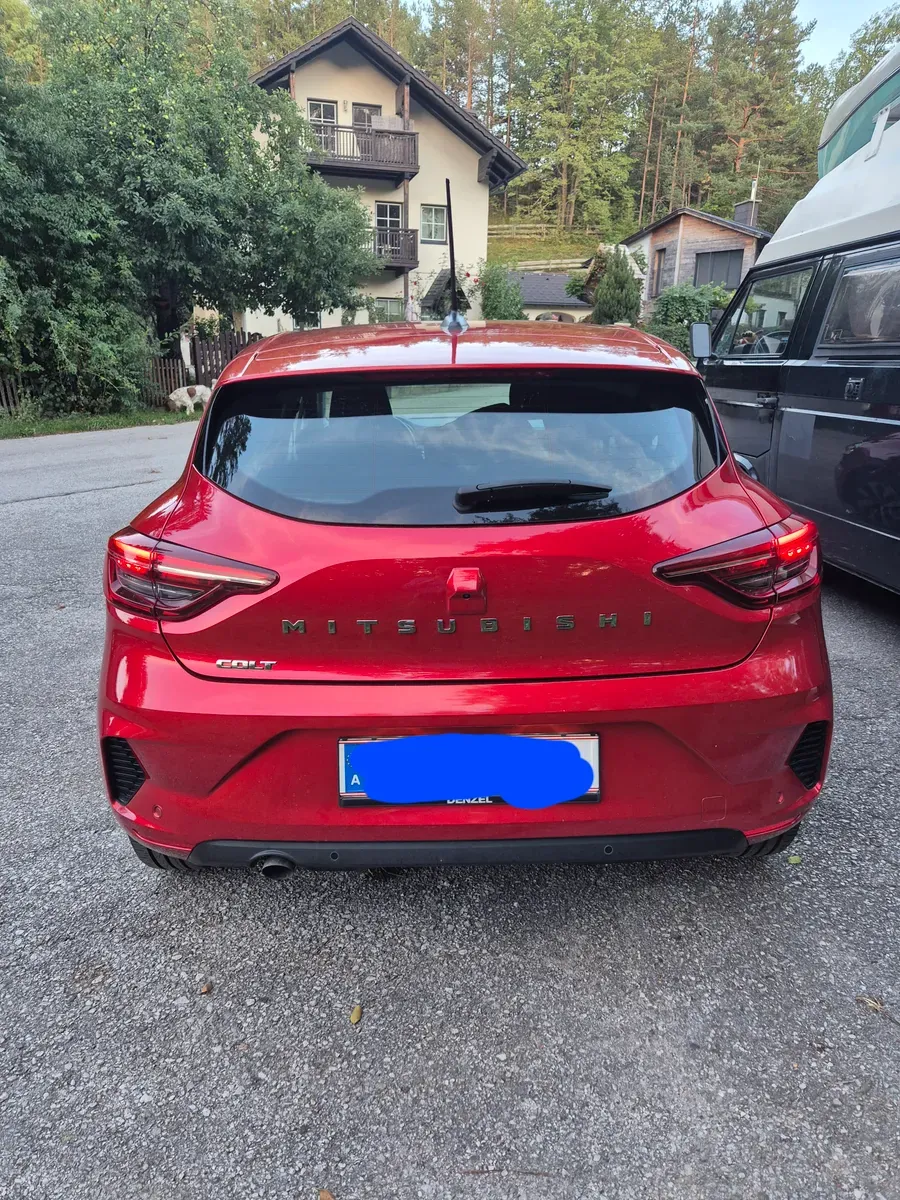 Mitsubishi Colt 2024 photo 2