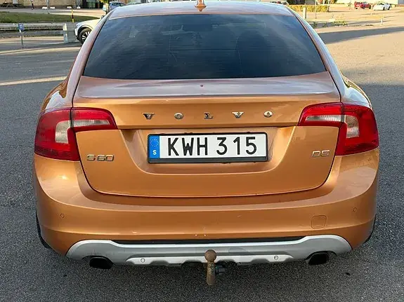 Volvo S60 2011 photo 4