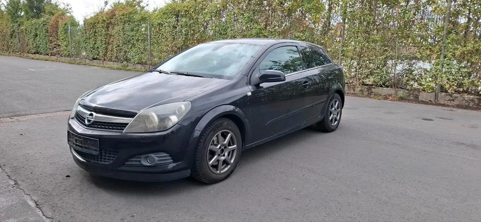 Opel Astra Gtc