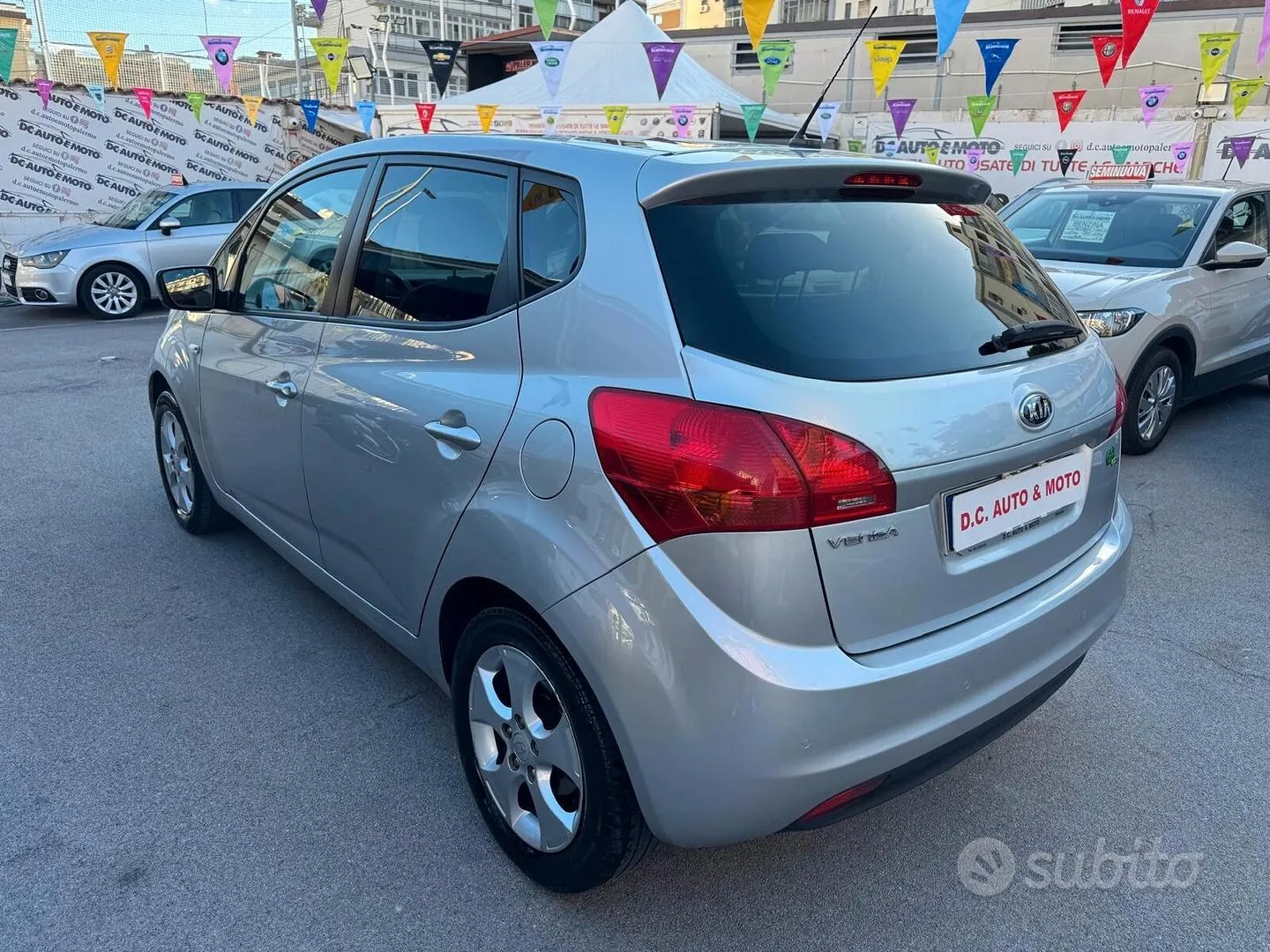 Kia Venga 2013 photo 4