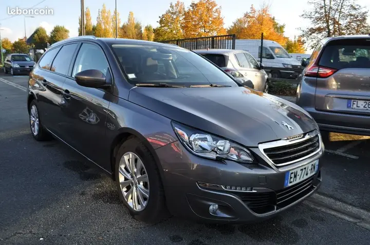 Peugeot 308 2017 photo 4