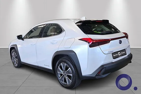 Lexus Ux300E 2021 photo 3