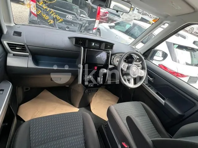Toyota Roomy 2025 photo 2