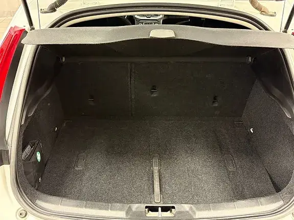 Volvo V40 2017 photo 4
