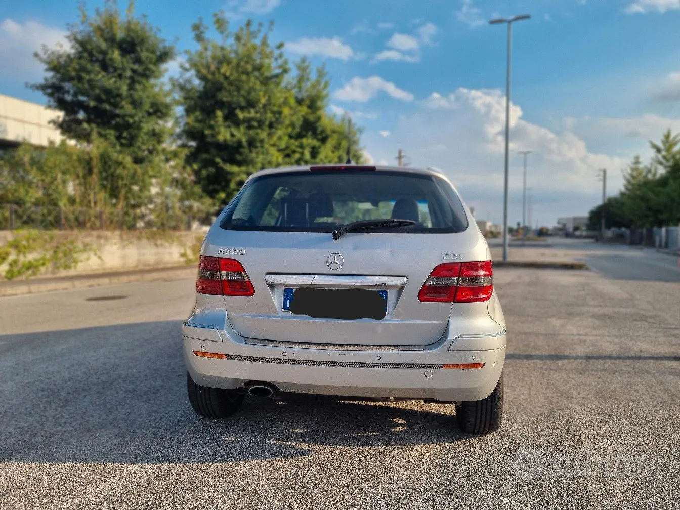 Mercedes-Benz B 2008 photo 3