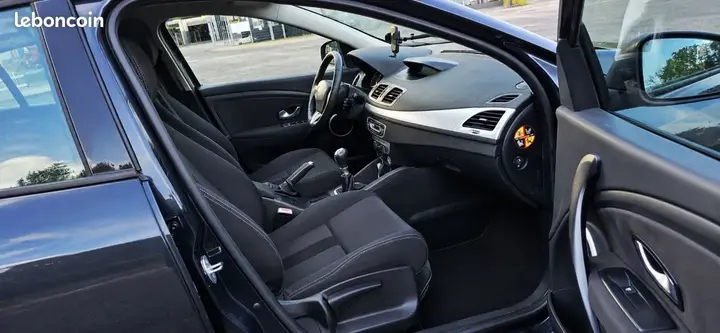 Renault Megane 2009 photo 3