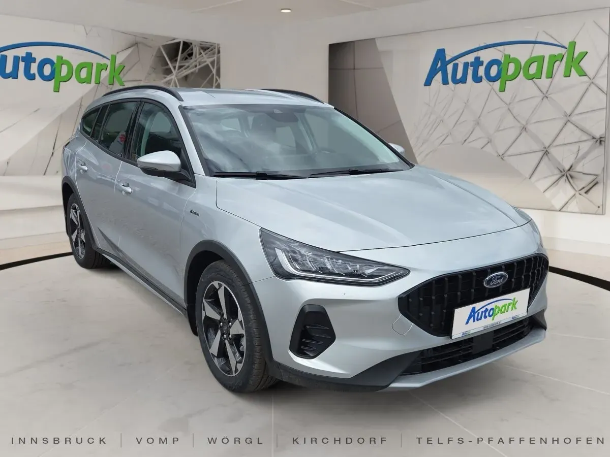 Ford Focus 2026 photo 3