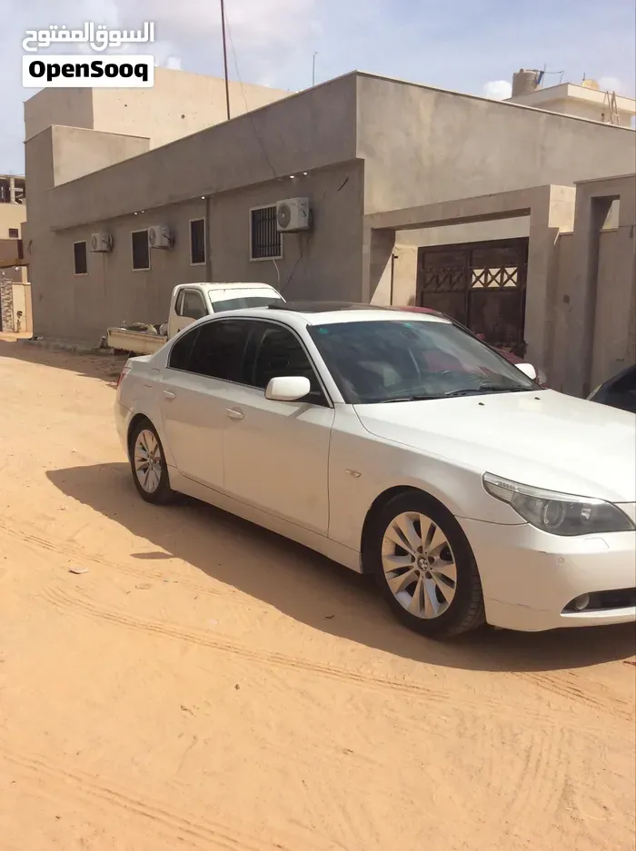 BMW 5 Series 2006 photo 2
