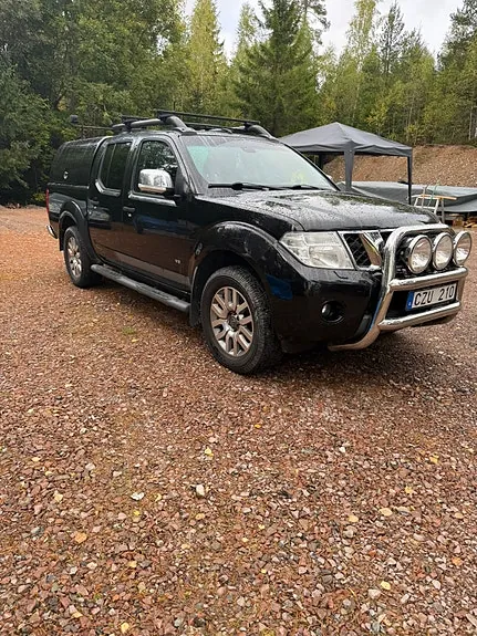 Nissan Navara 2014 photo 2